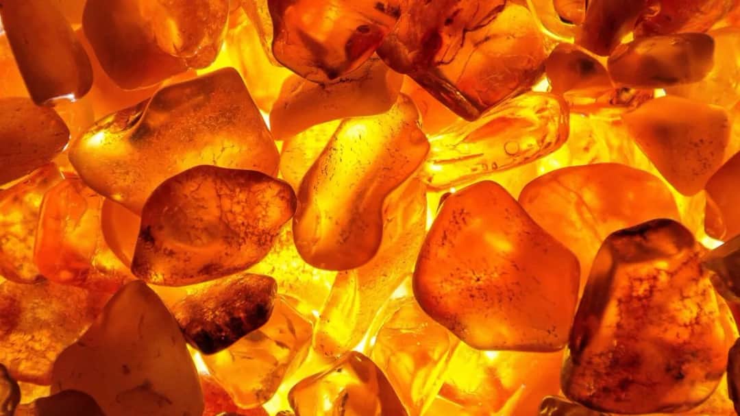 Nalewka z bursztynu: Prosty przepis na zdrowie i ulgę